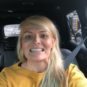 Meet your Posher, Krikristy